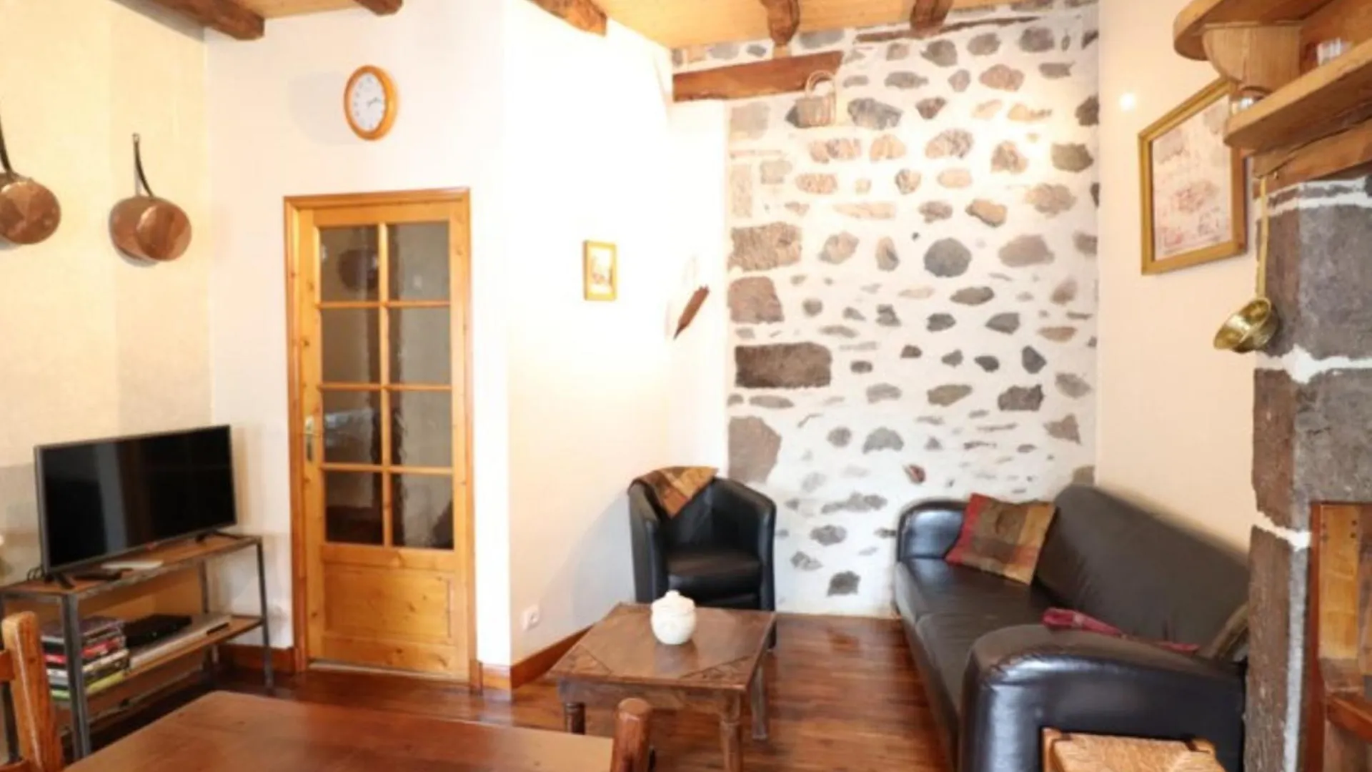Vakantiehuis Maison De Caractere A Thiezac, 10 Pers, 5 Ch, Terrasse, Jardin, Ski A Proximite - Fr-1-742-385