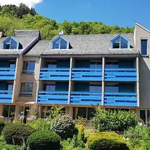 2* Hotel Le Castel Du Cantal Groupe Village Fani