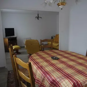  Hébergement de vacances De Marilou ****