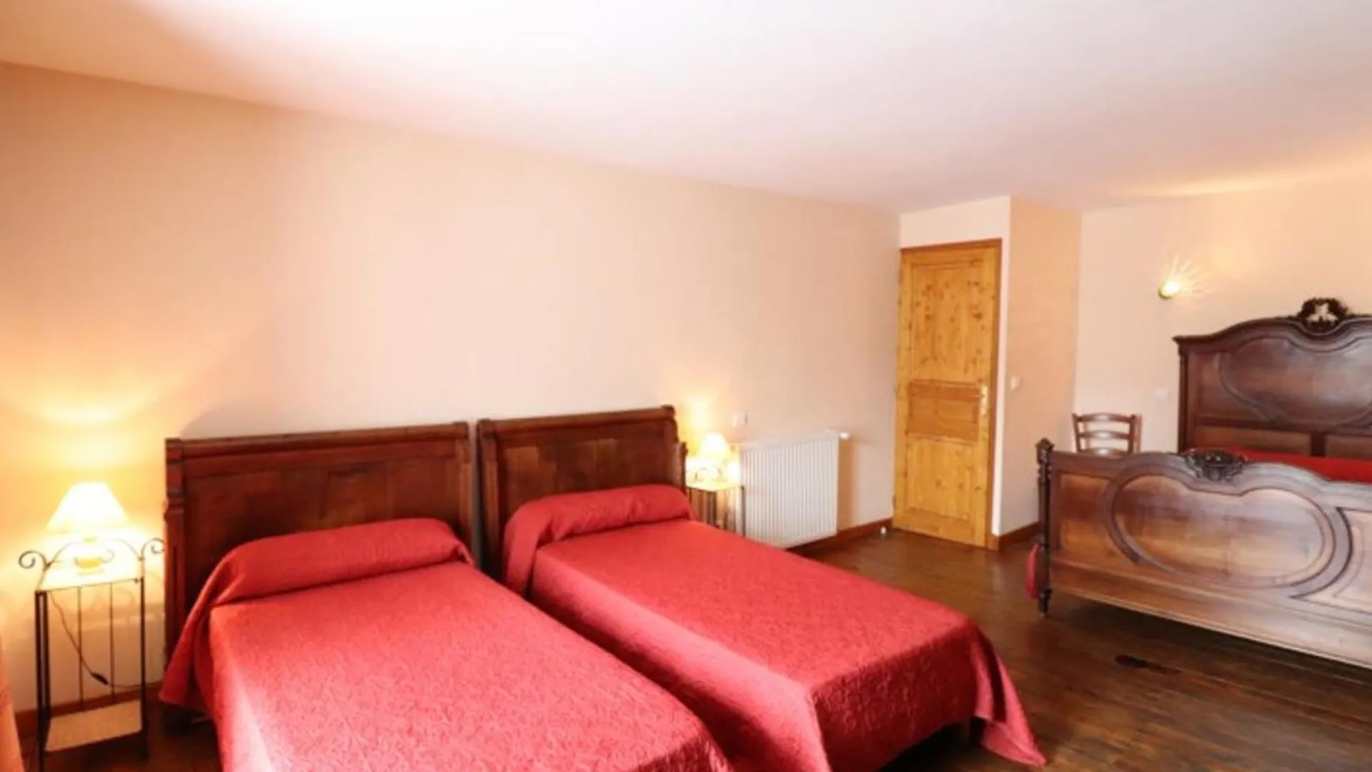 Holiday home Maison De Caractere A Thiezac, 10 Pers, 5 Ch, Terrasse, Jardin, Ski A Proximite - Fr-1-742-385 France
